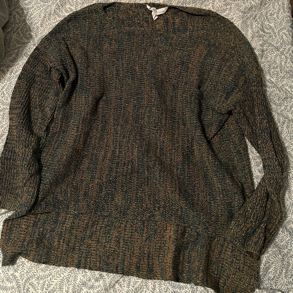 BCBG high low sweater